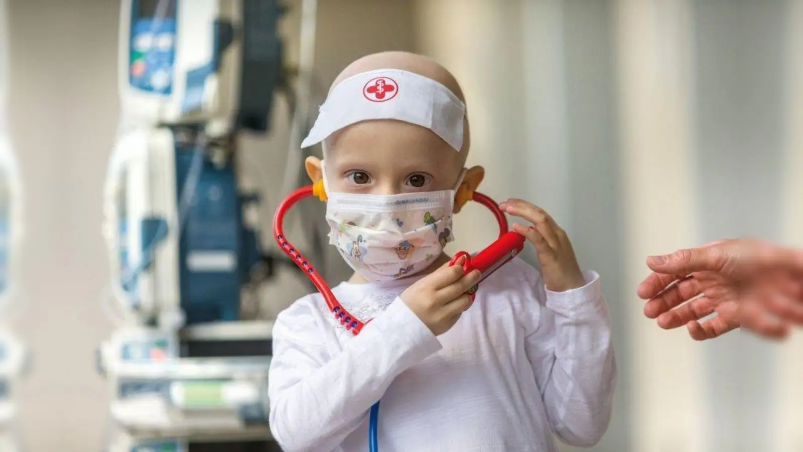 In Deutschland erkranken jährlich etwa 2.000 junge Menschen (0 bis18 Jahre) an Krebs. Regionale Hilfsorganisationen wie die Initiative krebskranke Kinder München e.V. unterstützt erkrankte Kinder und deren Angehörige. (Foto: Initiative krebskranke Kinder München e.V.)