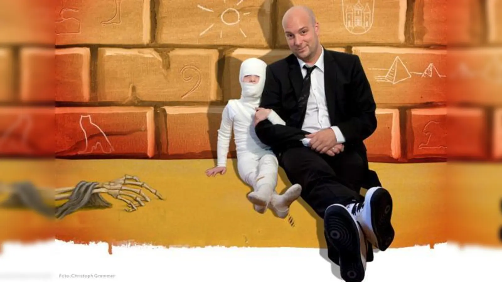 Stephan Zinner findet die Geschichten für sein Programm oft im wirklichen Leben.	 (Foto: Christoph Gremmer)