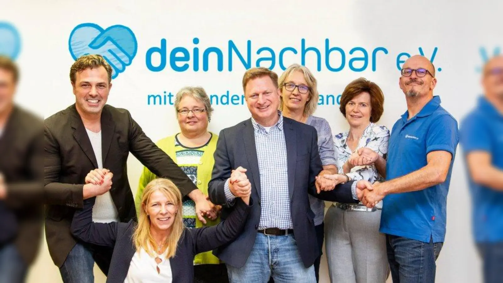 Das Team von „Dein Nachbar“ steht mit Rat und Tat zur Seite – Für Helfer ebenso wie für Hilfesuchende. Von links: Eric Schneider, Christina Leupolt, Marie-Luise Grundler, Thomas Oeben (Vereinsvorsitzender), Barbara Schachtschneider, Helga Müller und Lucien Kleekamm. (Foto: Dein Nachbar)