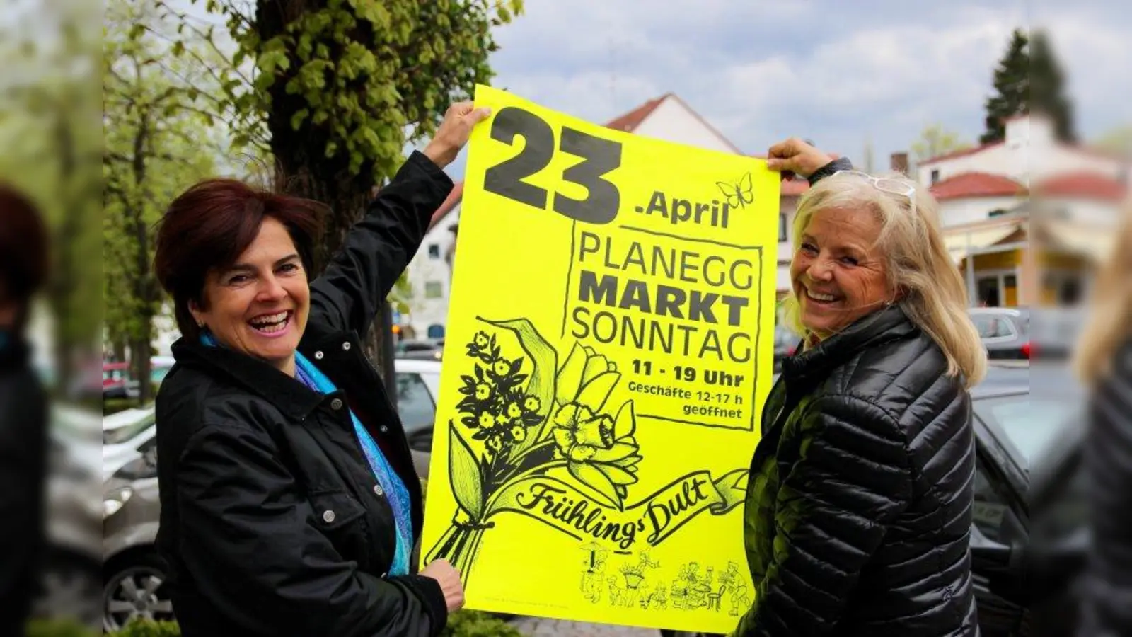 Susanne Trenkle vom Gewerbeverband Wir in Planegg e.V. (l.) und Organisatorin Claudia Weiß-Hofmann freuen sich auf einen unterhaltsamen und vielseitigen Marktsonntag bei hoffentlich strahlendem Sonnenschein. (Foto: us)
