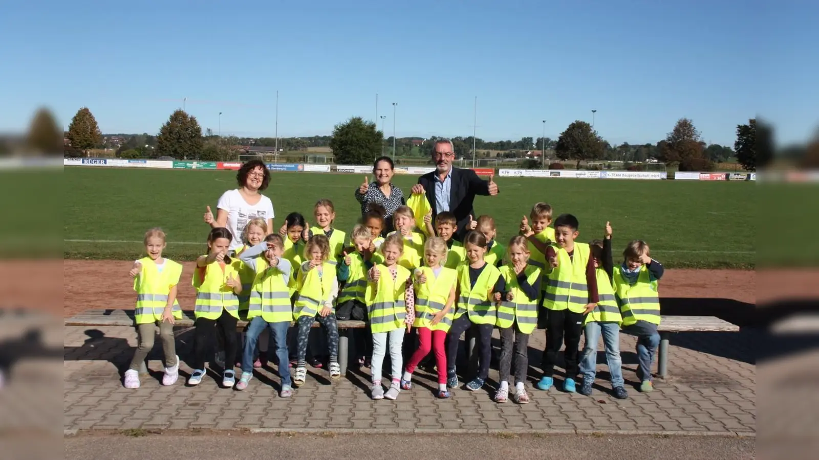 Der Werbering Grafing lässt die Grafinger ABC-Schützen leuchten. (Foto: Grundschule Grafing)