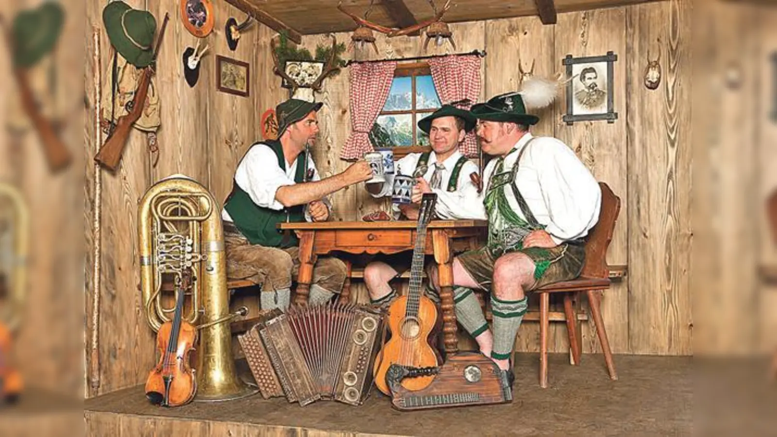 Hier werden Traditionen des Derbleckens, Singens und Musizierens im Wirtshaus auf originelle Art und Weise wieder aufgelebt. 	 (Foto: Josef Beck)