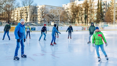 Das Prinzregentenstadion lädt ab 15. November wieder zum Eislaufen ein. (Foto: SWM/Stefan Obermeier)