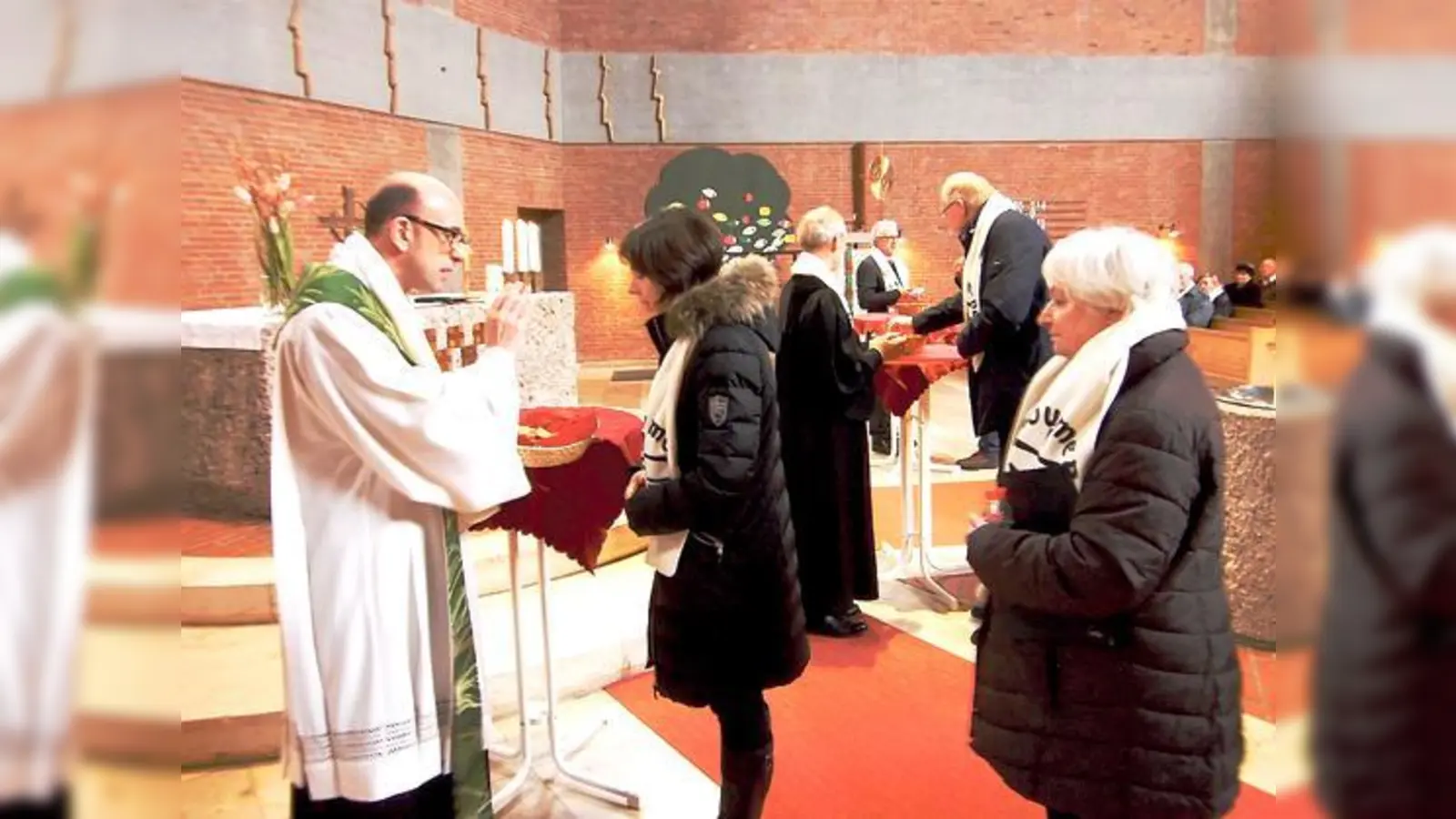 Die Kirchengemeinden in Ottobrunn und Hohenbrunn feierten gemeinsam Gottesdienst.	 (Foto: VA)