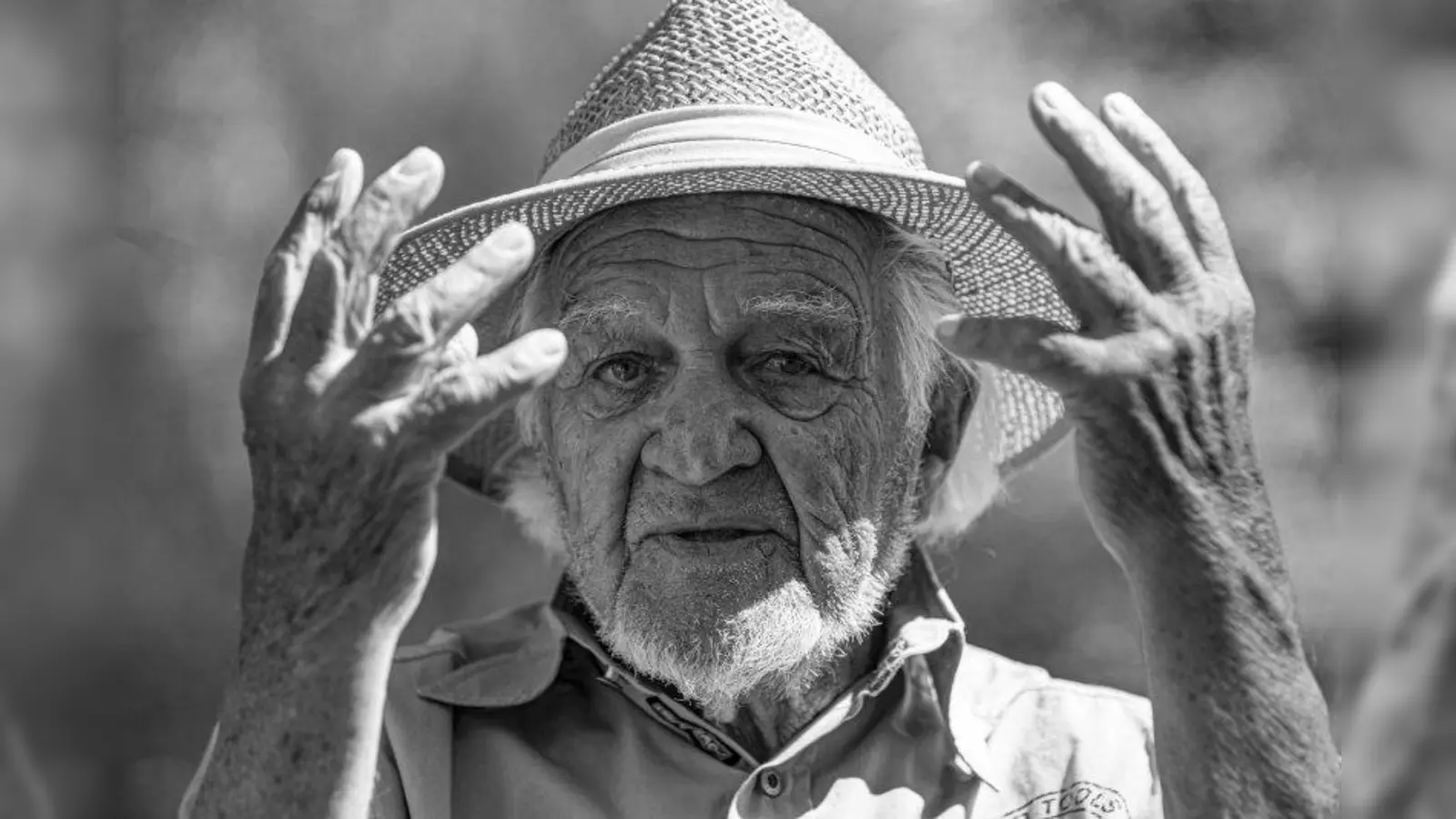 Die ausdrucksstarken schwarz-weiß Portraits von Jörg Reuther sind eine besondere Stärke des Buchs. (Foto: Jörg Reuther)