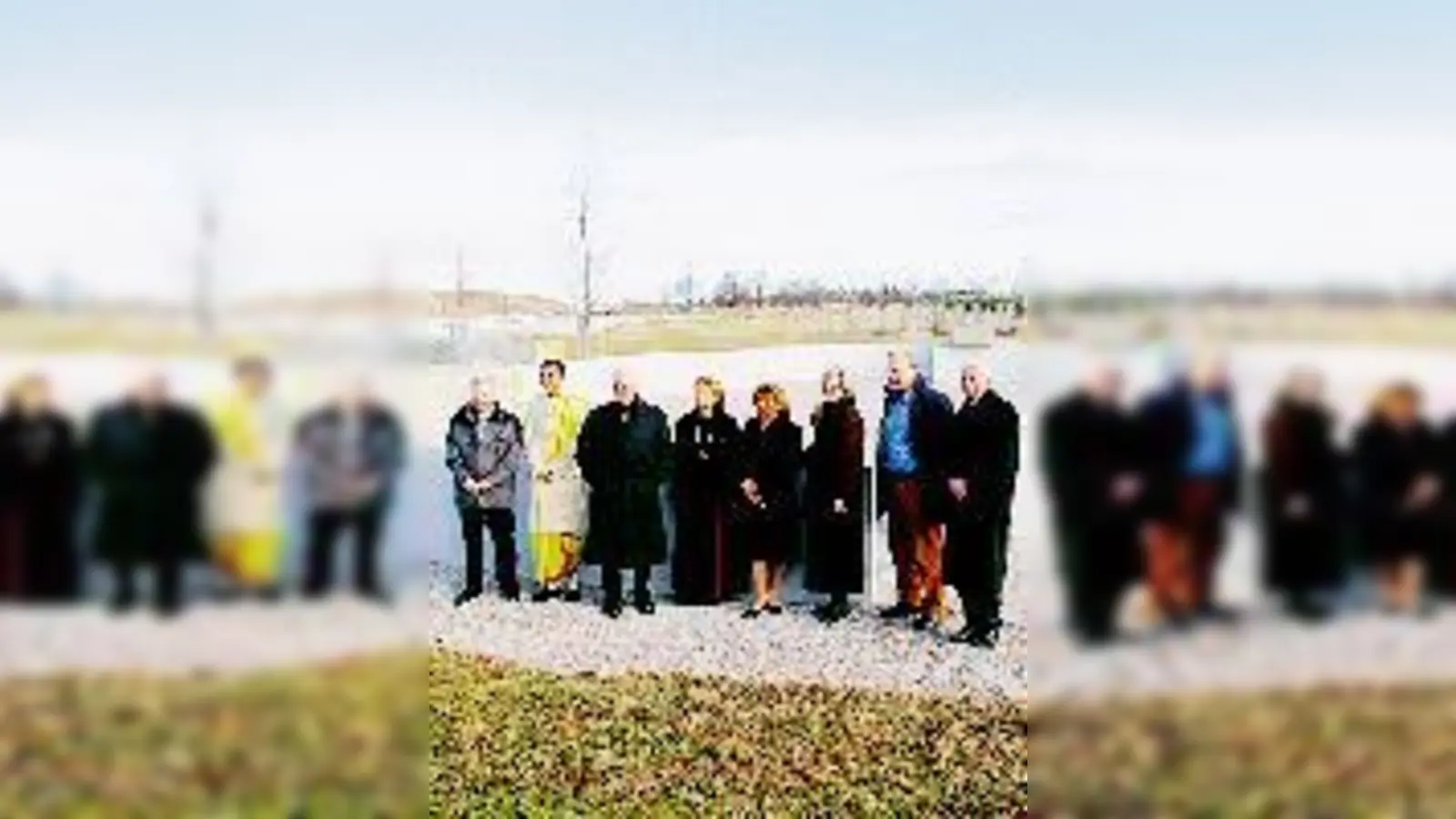 Vergangene Woche wurde der »Ort der Weltreligionen« auf dem Bundesgartenschaugelände vorgestellt, bei der Münchner Vertreter von Hinduisten, Muslimen, Katholiken, Protestanten, Juden und Buddhisten zu Gast waren.	 (Foto: BUGA 2005)