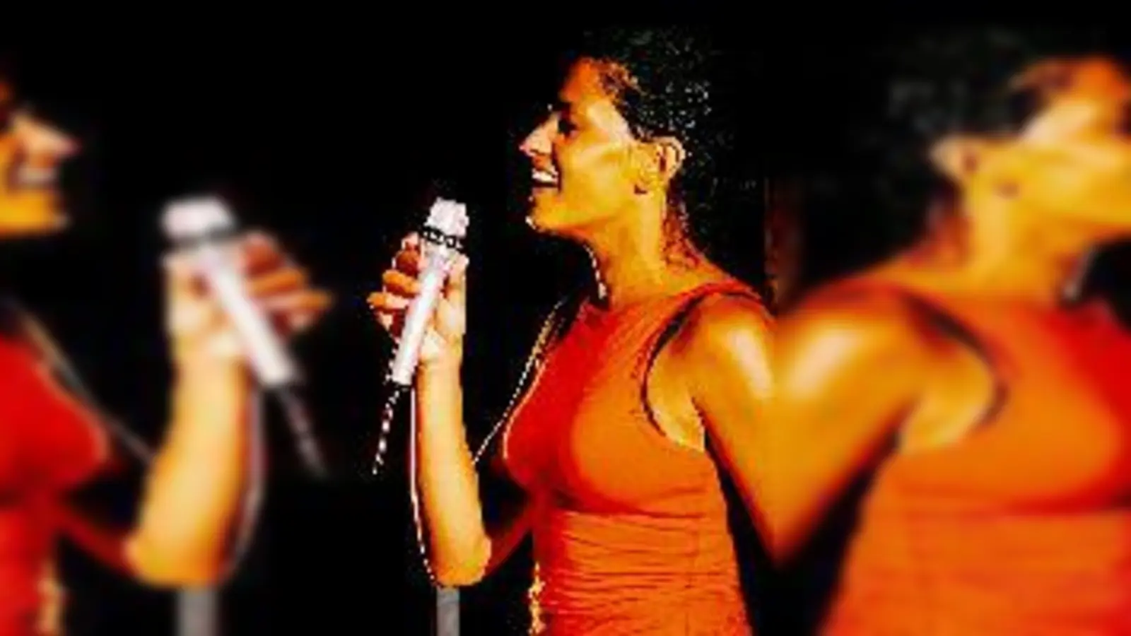 Liebe ist... harmonisch im Duett zu singen.	 (Foto: VA)
