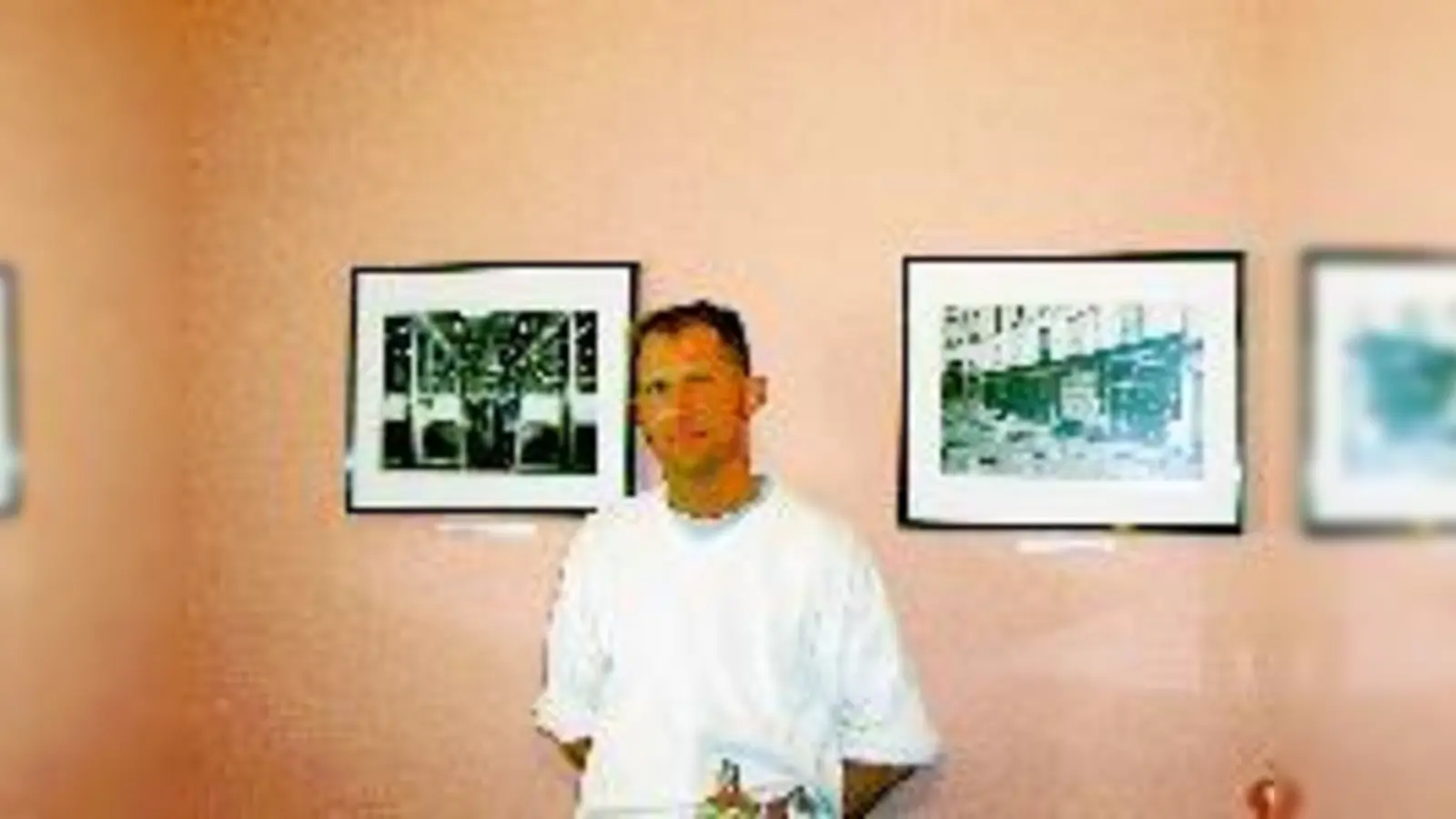 Mit offenen Augen durch die Stadt: Vom Obdachlosen bis zum Straßenkehrer-Kollegen - Franky fotografiert  das, was andere gerne übersehen.	 (Foto: ct)