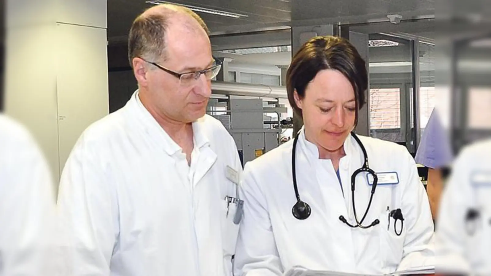Dr. Peter Lemberger mit Dr. Nicole Forster.	 (Foto: sf)