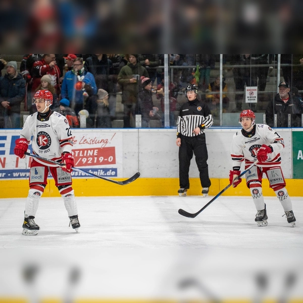 Verteidiger Christian Hummer und Nicolai Quinlan vom EHC Klostersee sollen gemeinsam mit ihrem Team für die notwendige defensive Stabilität in der Playoff-Serie gegen die Landsberg Riverkings sorgen. (Foto: smg)