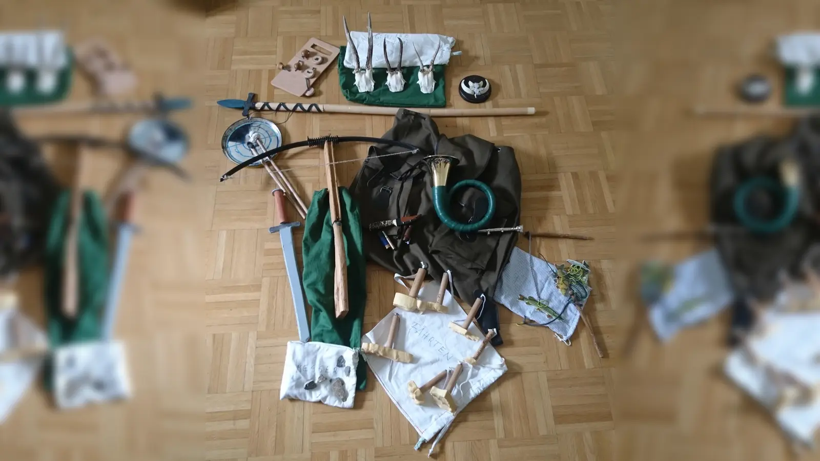 Neue Führung für Sehbehinderte im Deutschen Jagd- und Fischereimuseum mit einem Blinden-Rucksack. (Foto: VA)