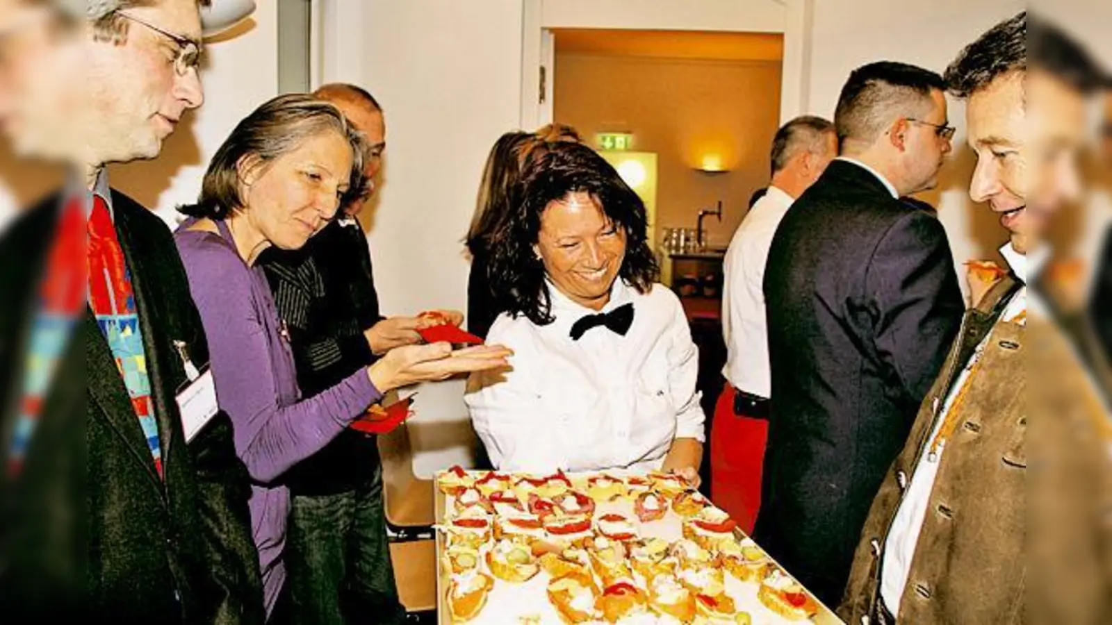 Für das Büfett zum Neujahrsempfang der AG Moosach hatte Markus Zerlin gesorgt.	 (Foto: Lehrer)