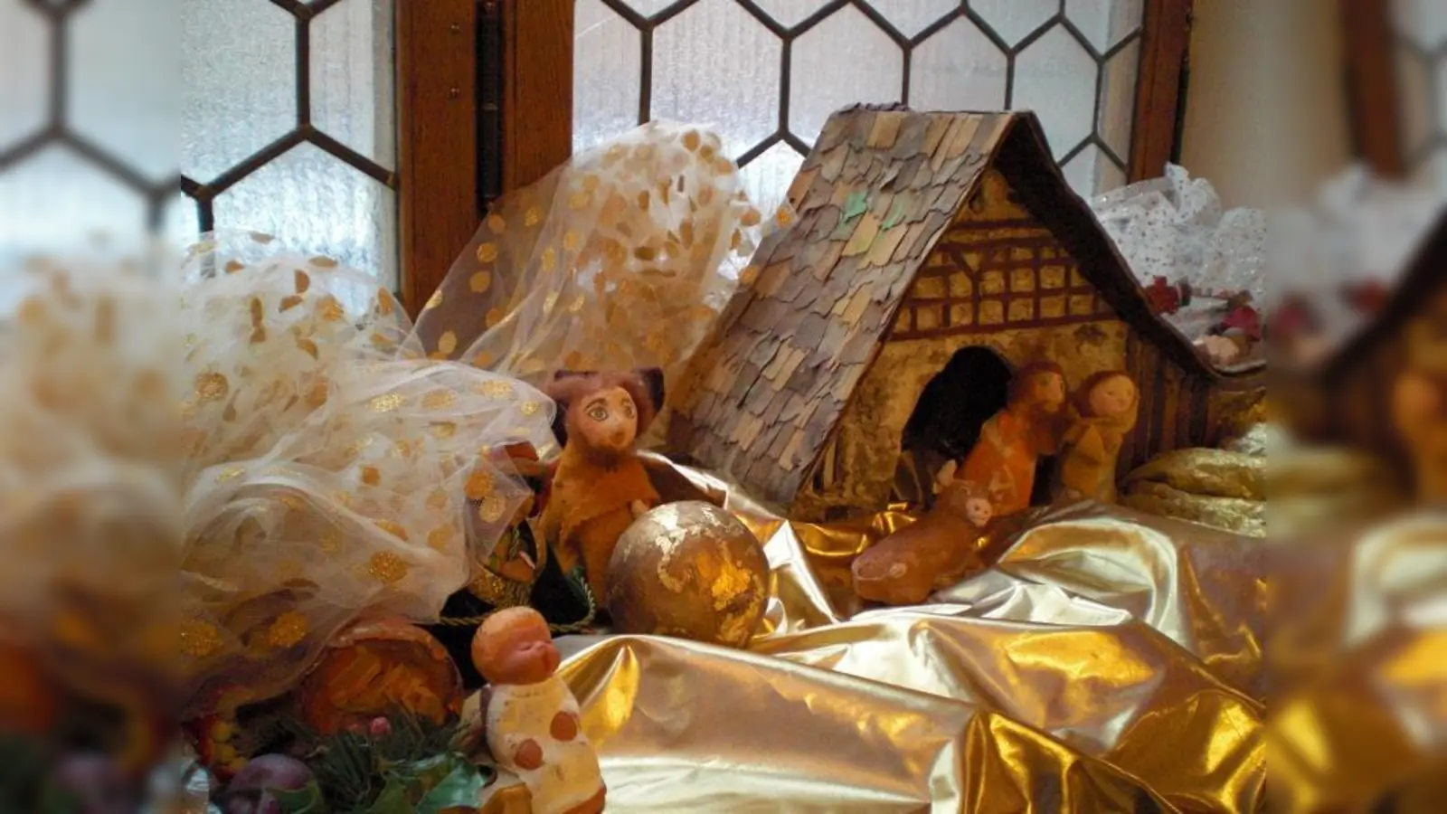 Die märchenhafte Himmelswerkstatt ist „wie ein begehbares Bilderbuch”, findet Marion Hollmann. (Foto: SE)