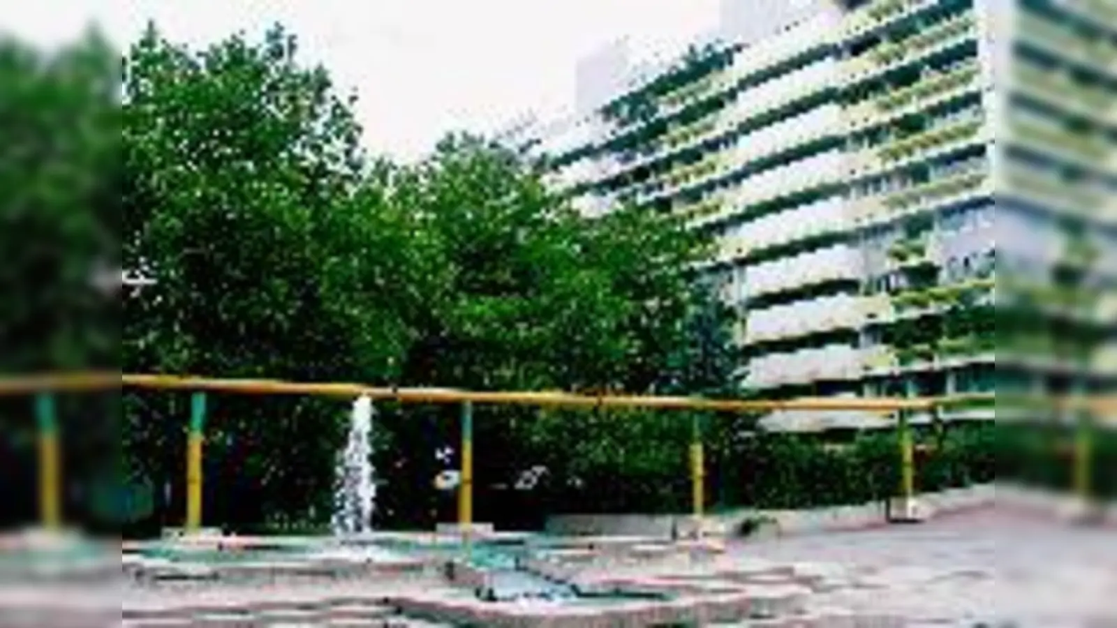 Hier kann man  (Foto: Die Olympia-Pressestadt bietet ihren Bewohnern eine komfortable Umgebung, gewachsen in den letzten 30 Jahren.)