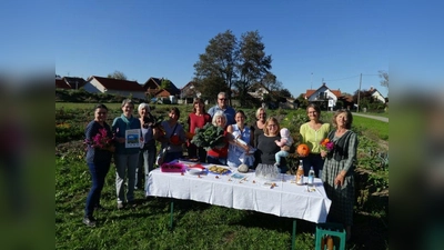 Reich gedeckt mir Produkten vom Sonnenacker war der Tisch zum Abschluss des Projektes. (Foto: Weilheim-Schongauer Land Solidargemeinschaft)