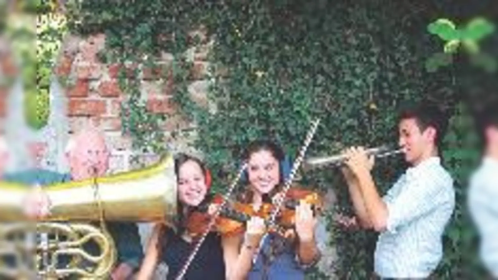 Hochmusikalisch, geistreich und dabei sehr unterhaltsam sind die »Wellbappn«. Davon kann man sich im Kulturhaus Milbertshofen überzeugen.               (Foto: VA)