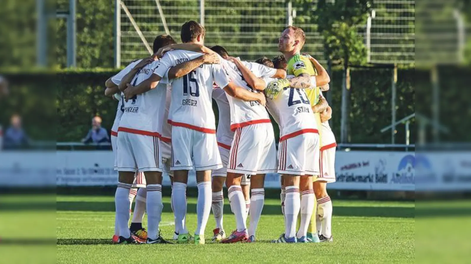 Rückstand nach oben, Polster nach unten: Die SpVgg Unterhaching gehört mit großer Wahrscheinlichkeit auch 2018/19 der 3. Liga an.	 (Foto: Christian Riedel)