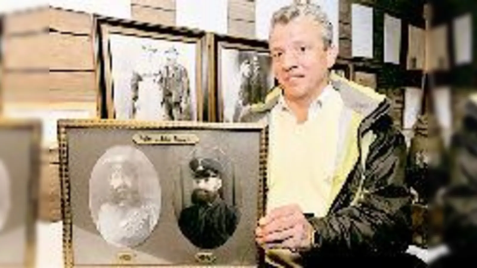 Josef Strauß ist stolz auf das Haus seiner Familie, das 425 Jahre alt ist. (Foto: Schunk)