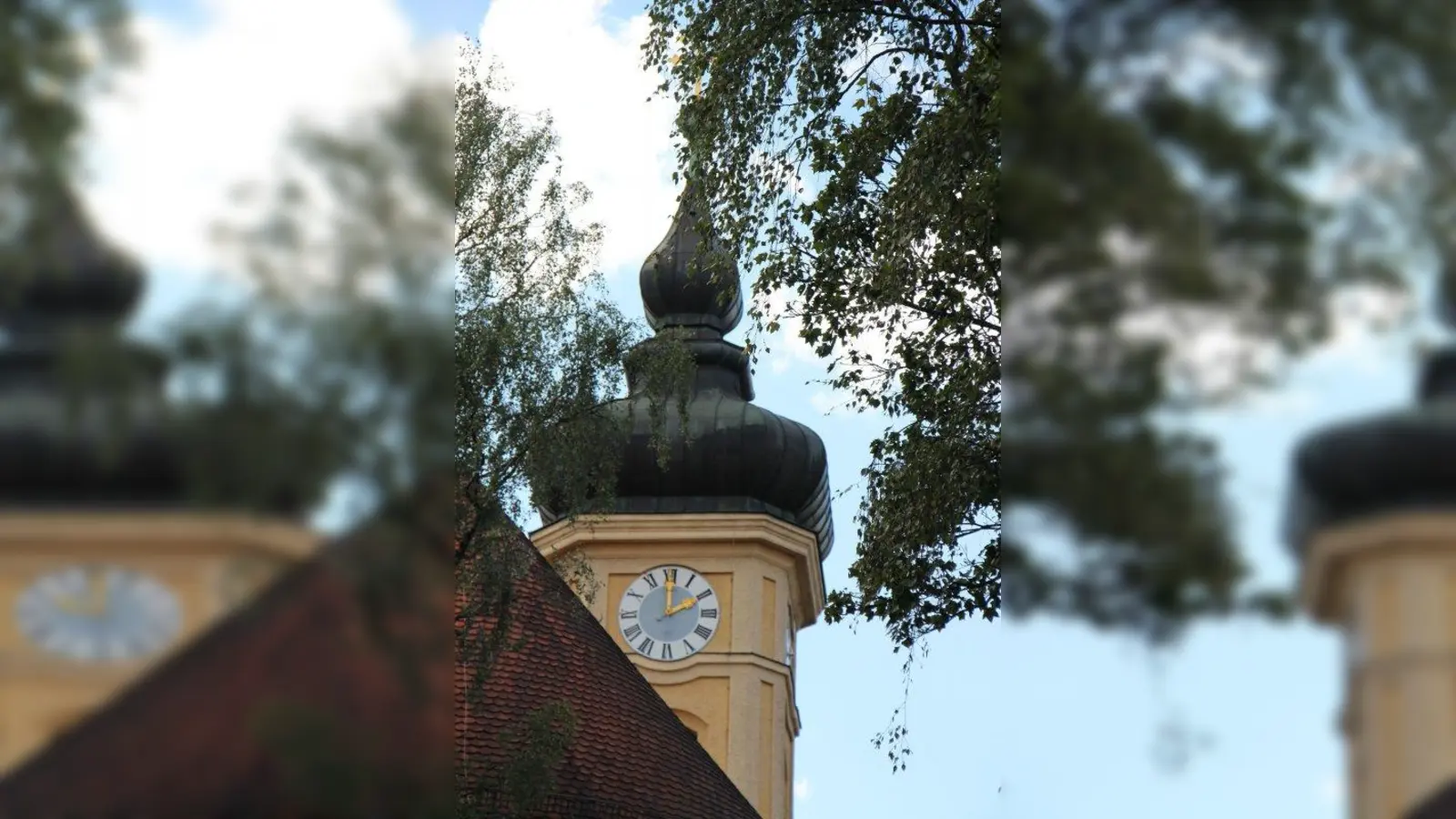 Der Turm der katholischen Kirche St. Achaz ist 42,5 m hoch. (Foto: Maria Jenkin-Jones/MVHS)