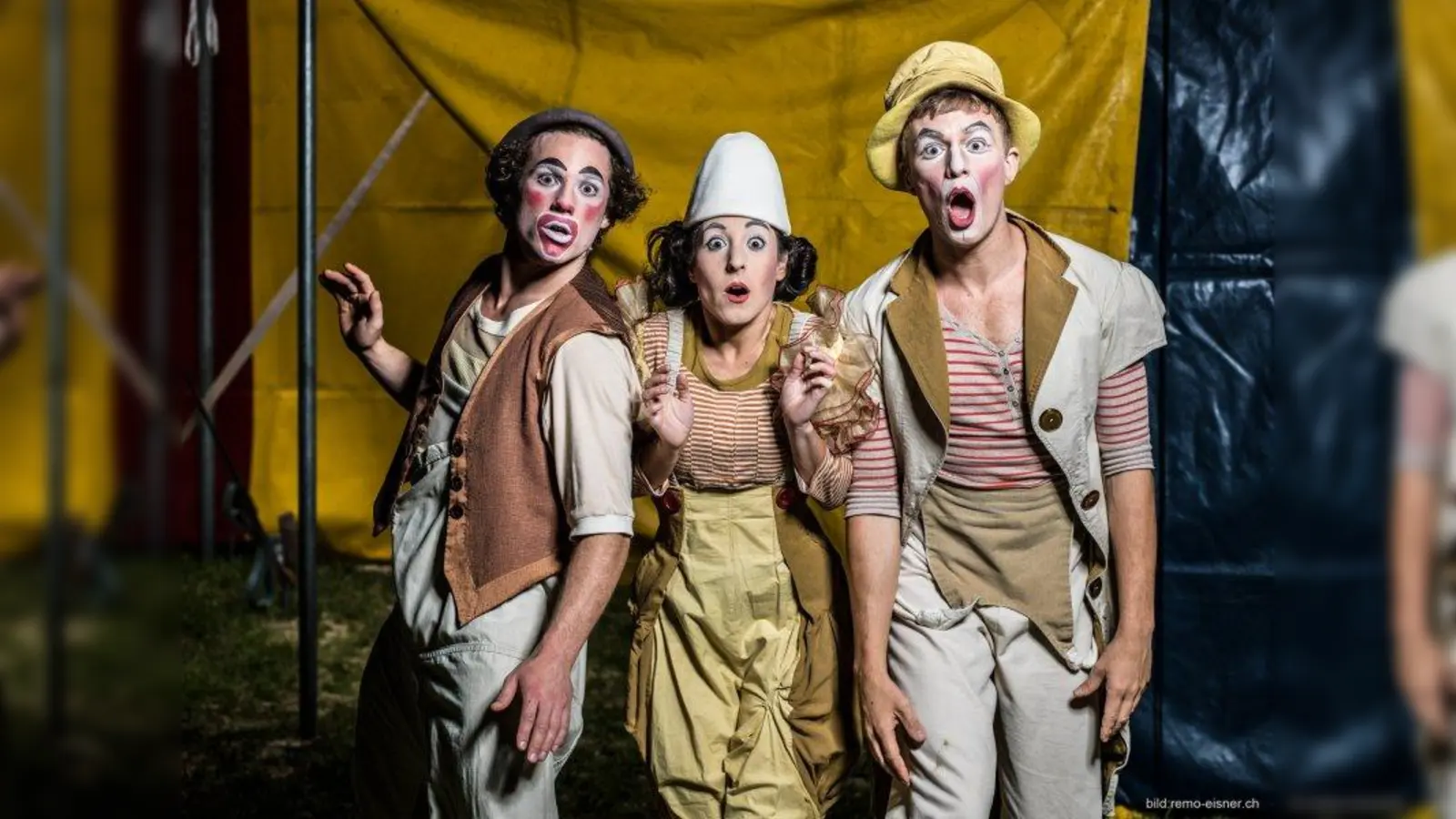 Kindertheatertage: Die Calypso-Company besucht mit ihrem Stück „Unterwegs“ die Gemeinschaftsunterkunft in der Landsberger Straße 412. (Foto: Remo Eisner)