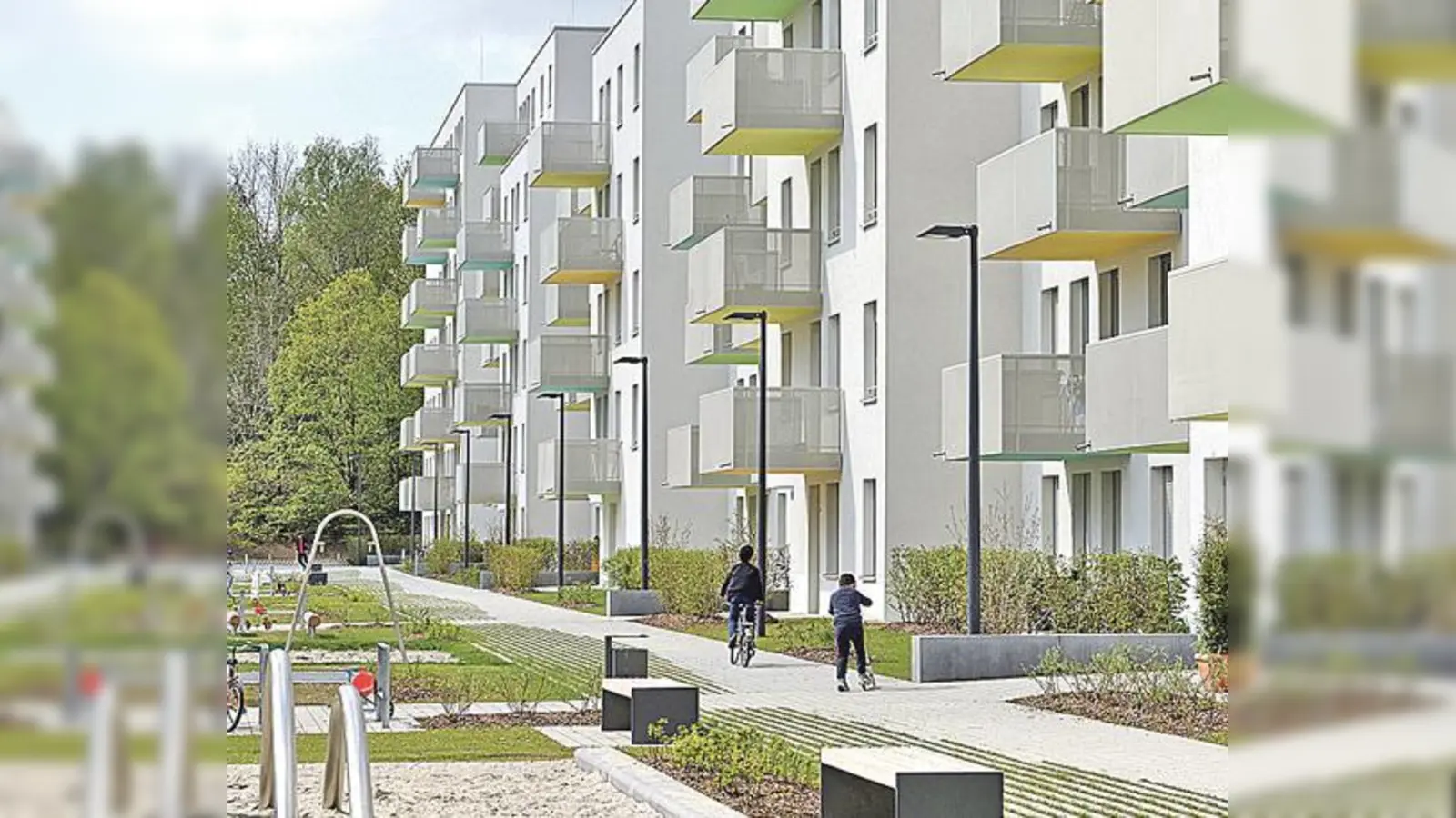 Die Wohnungen der GEWOFAG im Bauabschnitt WA 1 sind bereits bezogen. 	 (Foto: Roland Weegen)