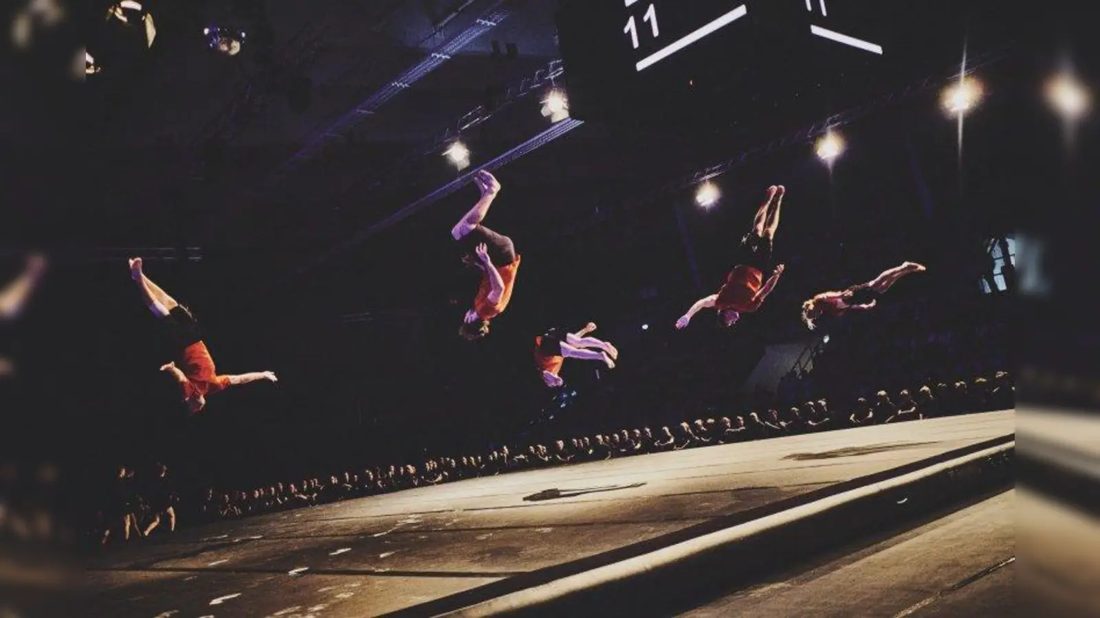 Die dänische Artisten-Gruppe „Faceoff x Crew” wird bei der „Opus”-Tournee 2020 in der Münchner Olympiahalle einzigartige Performances zum Besten geben. Mit ihnen trainieren unsere Gewinner. (Foto: TSF GmbH)
