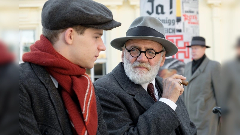 "Europa" lautet 2019 das Kulturmotto des Augustinum. Zwölf Brücken begleiten durch das Jahr. (Foto: Tobis Film)