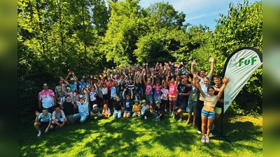 Zehn Jahre Vater-Kind-Zelten. 100 Kinder und ein Jubiläum voller Gemeinschaft, Natur und Abenteuer. (Foto: FuF e.V.)