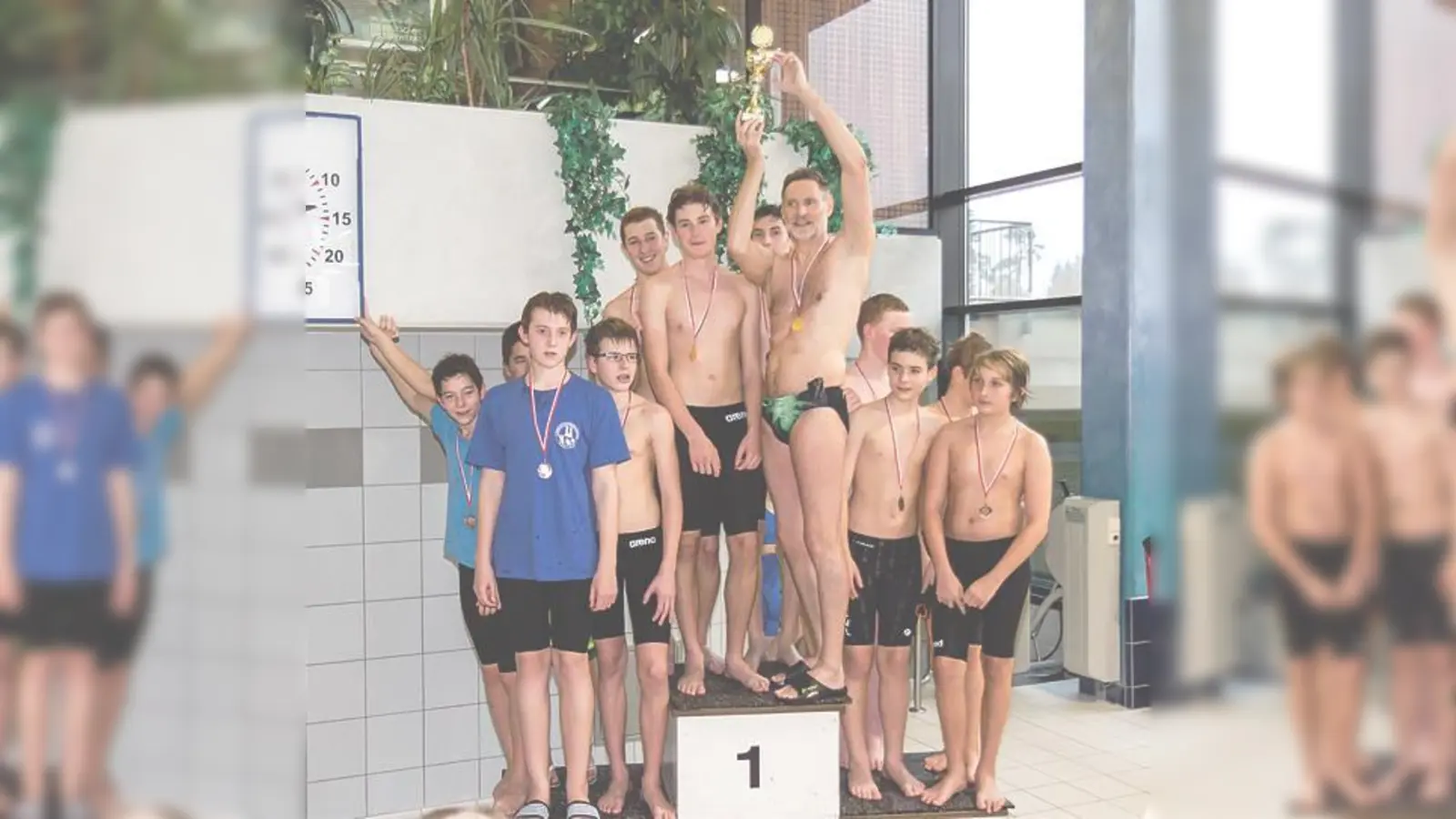 Es war ein erfolgreicher Wettkampf für die Schwimmer des TSV Vaterstetten in Lohhof. Unter anderen holte die Männer-Staffel über 4x200m Freistil Gold. 	 (Foto: Verein)