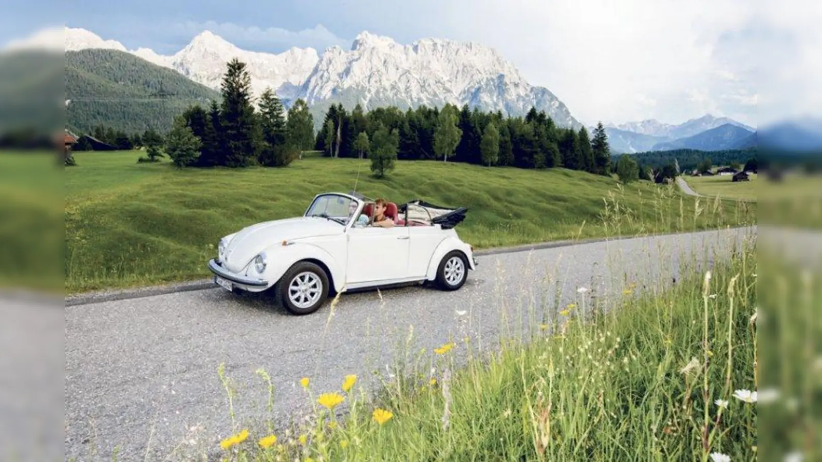 Bayern von seiner schönsten Seite: Die Besucher der Deutschen Alpenstraße erleben ein Autokino der Extraklasse. (Foto: Deutsche Alpenstraße)