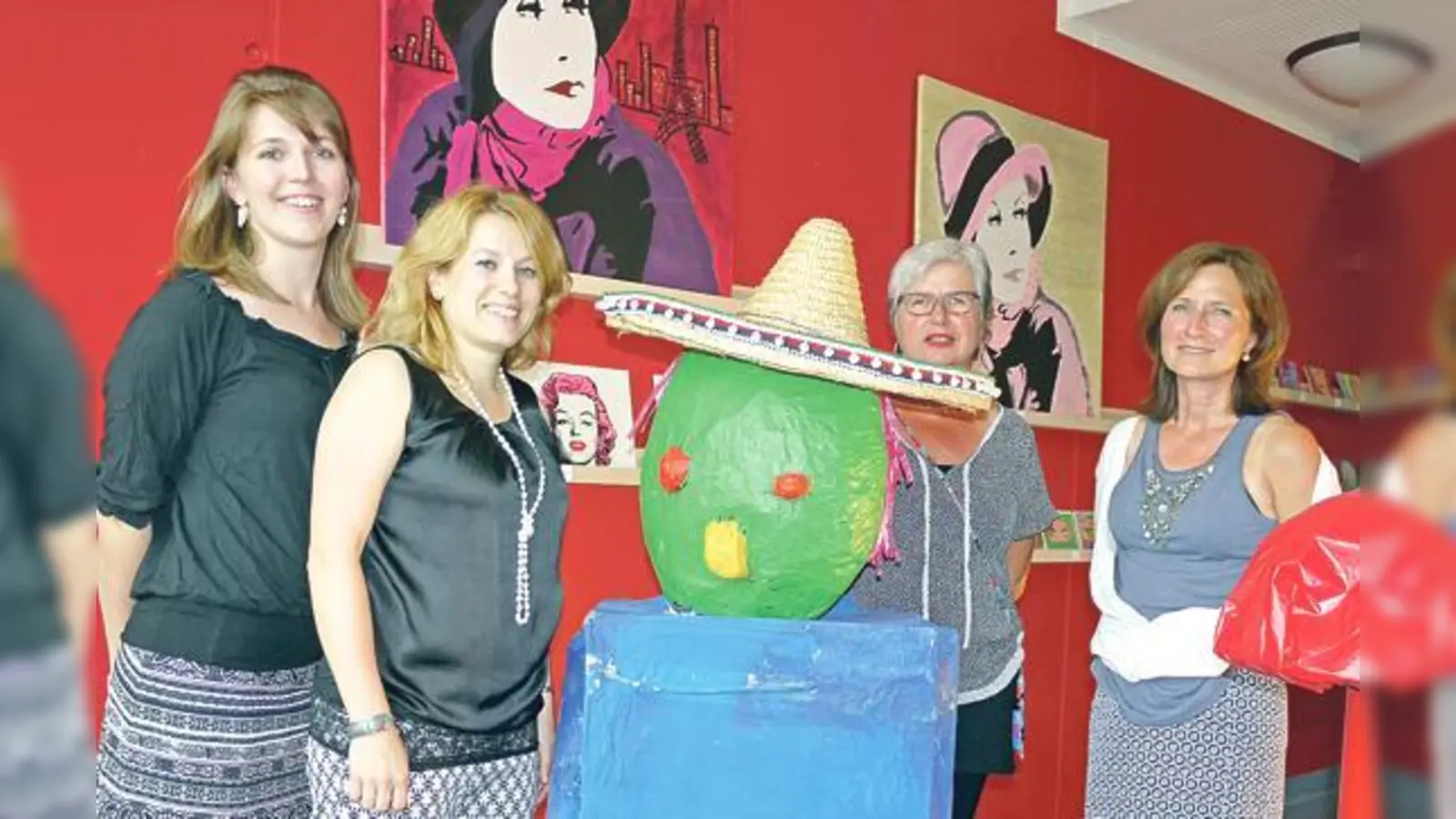 Ein Team voller kreativer Einfälle (v. l.): Raina Willi und Carolin Hecker, Schulleiterin Christine Schäfer und Dorit Martin.	 (Foto: Kohnke)