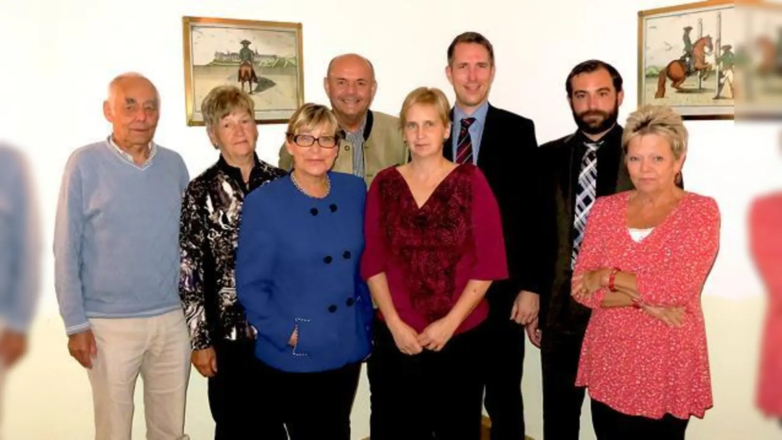 Der neue Vorstand des Mietervereins Ebersberg präsentiert sich nach der Wahl.	 (Foto: VA)