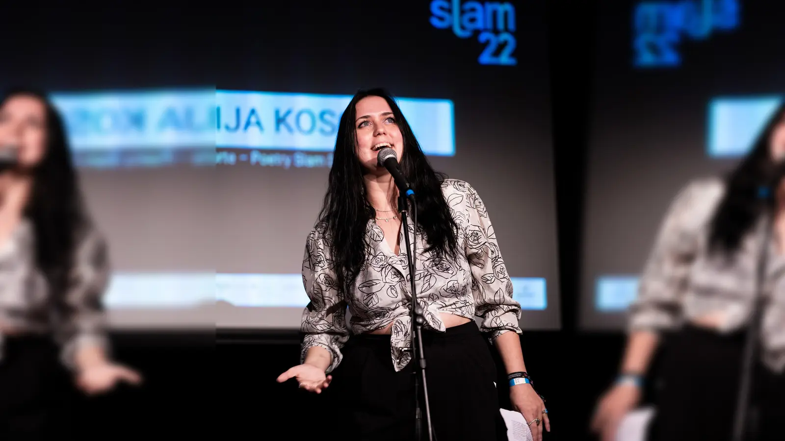 Evgenija Kosov steht seit zehn Jahren auf den Poetry-Slam- und Literaturbühnen. (Foto: Yasmin Abbas2)