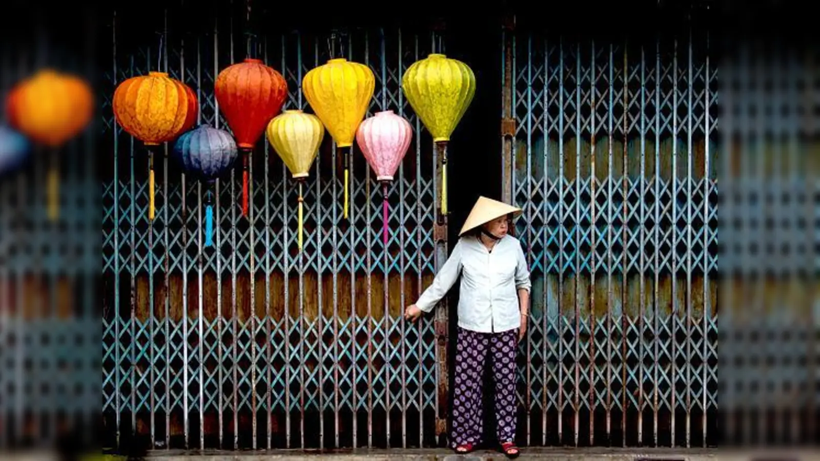 Christian Schüehle fotografierte Menschen in Vietnam bei ihrer Arbeit und in ihrem direkten Lebensumfeld. Seine spannenden Motive sind in einer Ausstellung im Neubiberger Haus für Weiterbildung zu sehen.	 (Foto: Christian Schüehle)