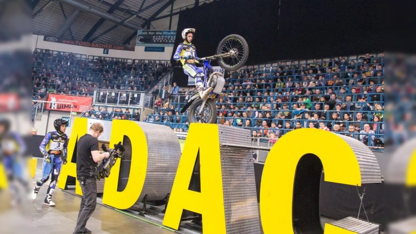Die rund 2800 Fans dürfen sich auf spektakulären Trial-Sport in der Ingolstädter Saturn Arena freuen. (Foto: Bauer)