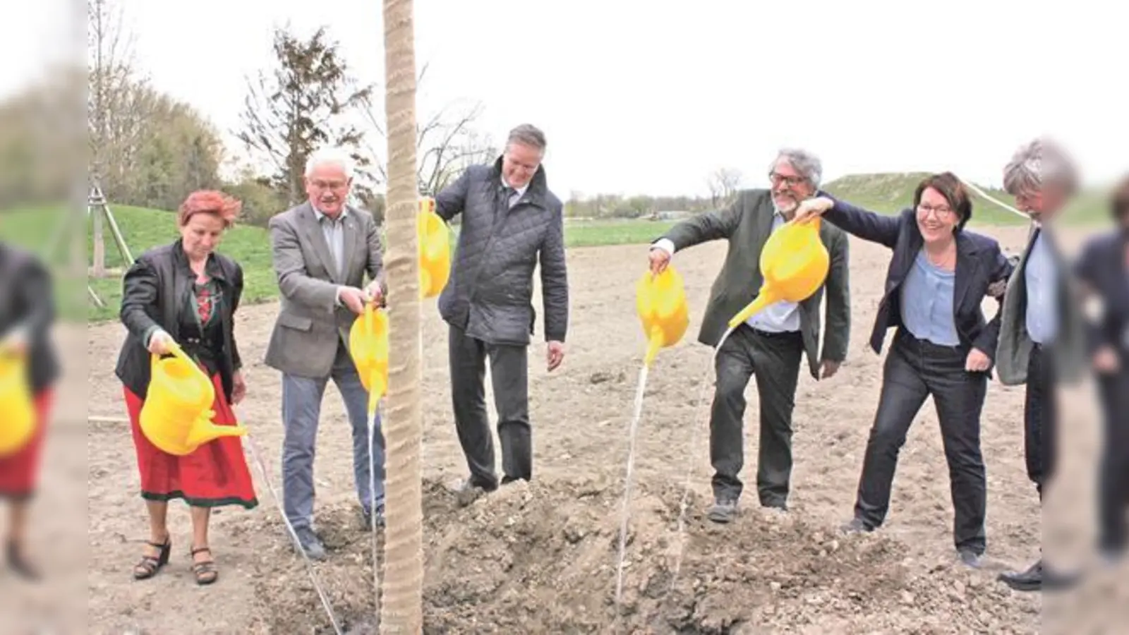 Freuen sich über den Zuwachs: Dr. Vesselinka Petrova-Koch, Alfons Kraft, Dr. Dietmar Gruchmann, Dr. Wolfgang Ochs, Dorit Gronefeld, Dr. Heiner Billing (v.l.n.r.). 	 (Foto: VA)
