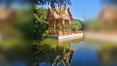 Beliebtes Fotomotiv im Westpark: die Thai-Sala. (Foto: Erich Utz)