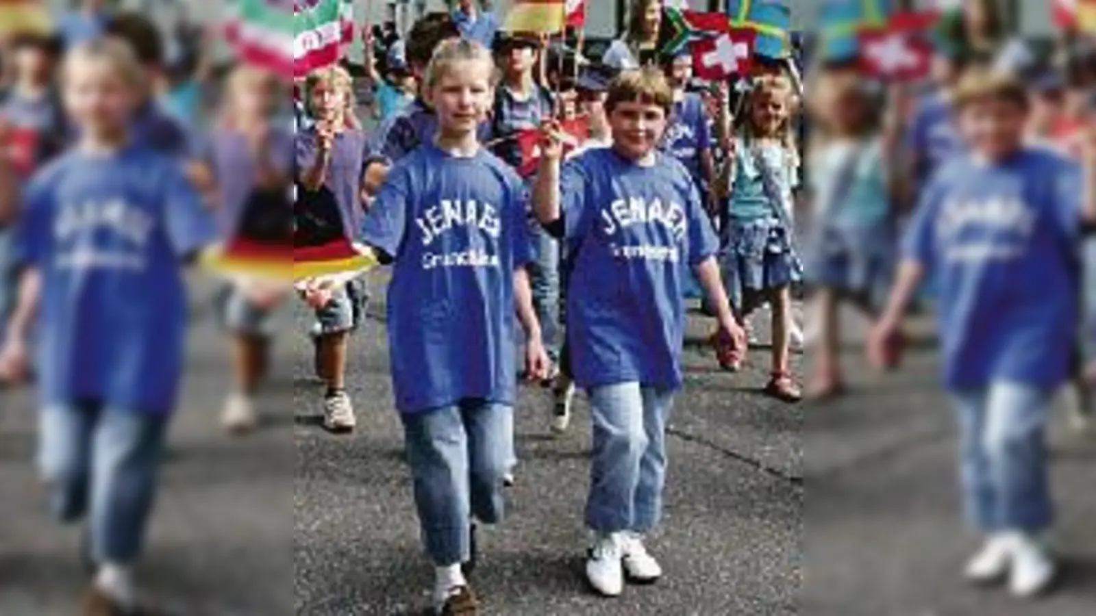 Modern und bunt, dezent und klassisch: Moosacher Kinder zeigten die Vielfalt des Festzuges.  (Fotos: cr)