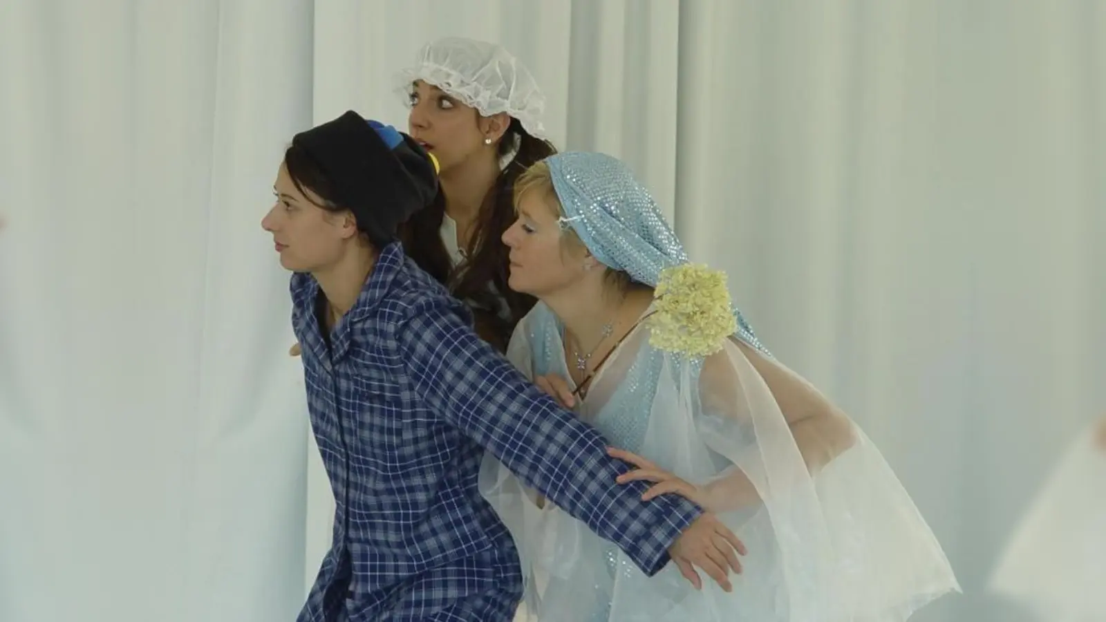 Anne, Peter und die Fee. (Foto: ensemble-theater)