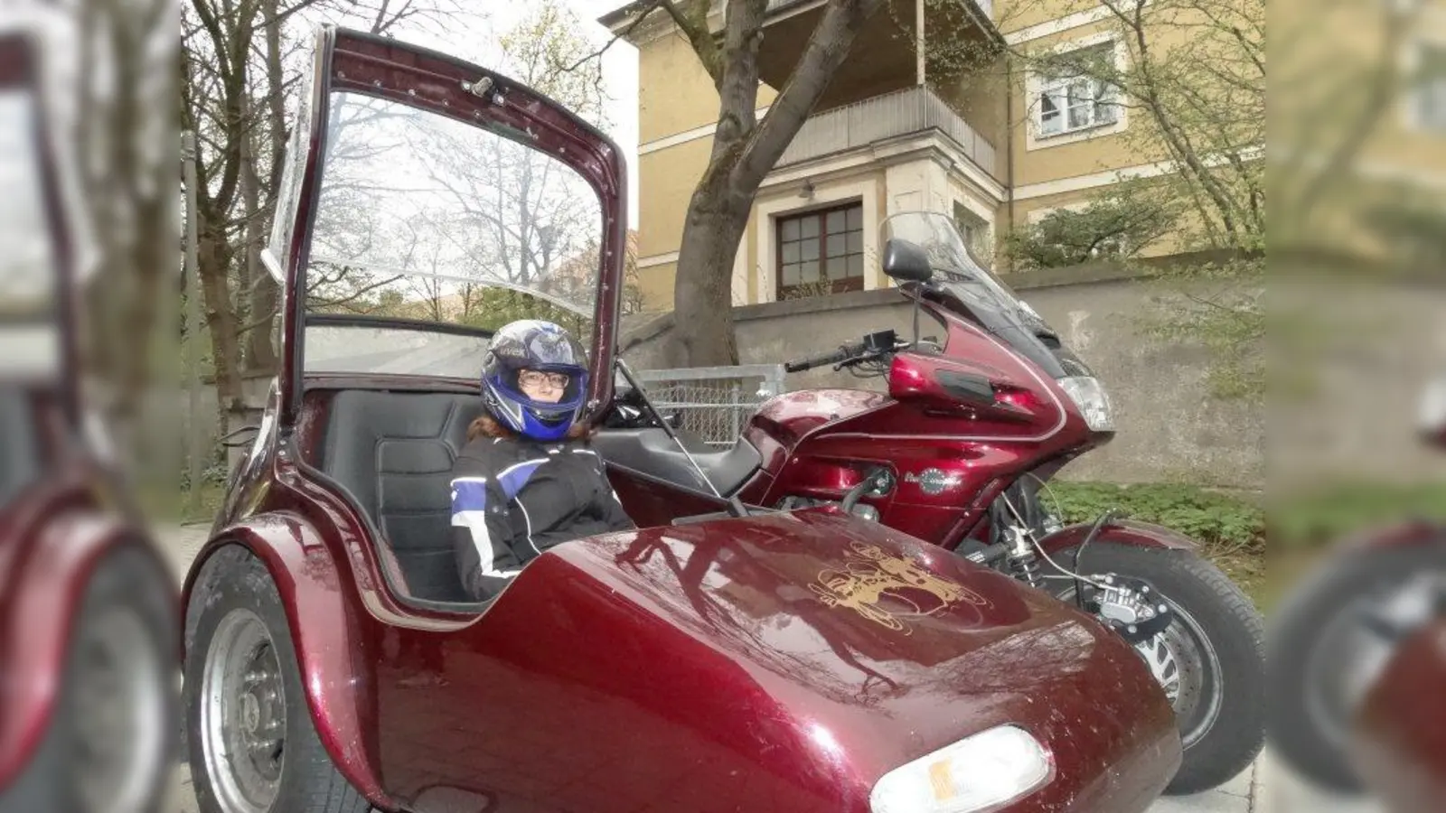 Startklar: Der Beiwagen ist schon besetzt. Fehlt nur noch der Fahrer. (Foto: tab)