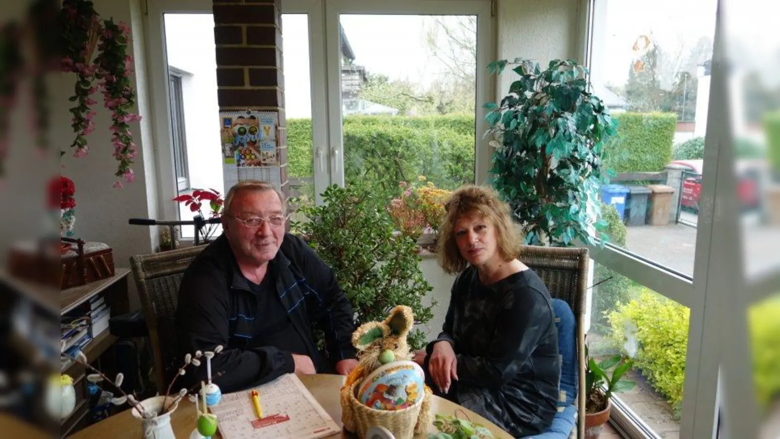 Im Alter zu Hause wohnen bleiben geht mit Unterstützung besser. Der Mobile Soziale Dienst der Stiftung katholisches Familien- und Altenpflegewerk vermittelt u.a. Helfer. (Foto: H. Sedlmeier)