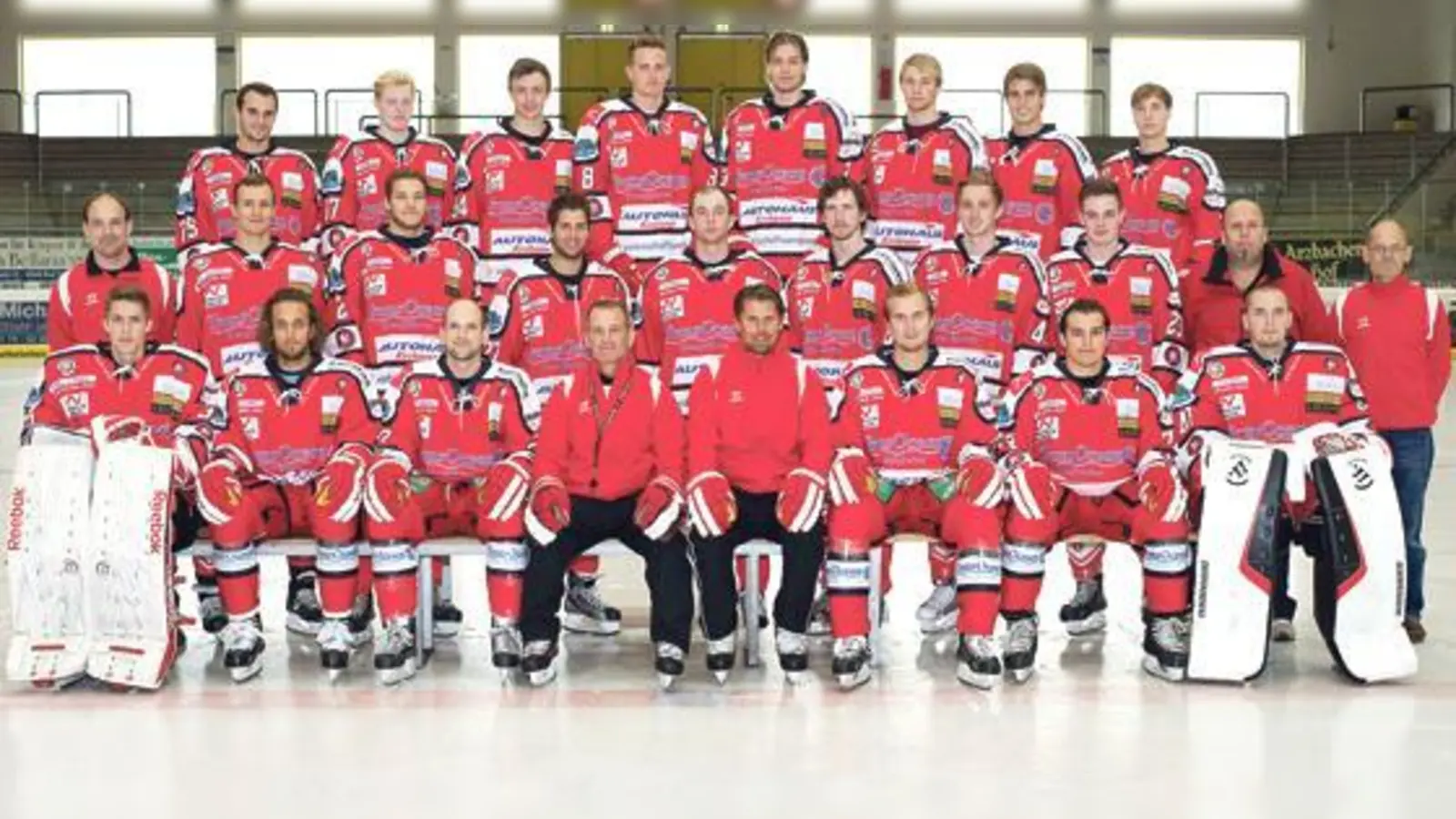 Von Null auf Hundert durchstarten: Das Team des EHC Klostersee startete mit diversen Pannen in die aktuelle Saison und muss nun Gas geben. 	 (Foto: smg/Nicky Alexander)