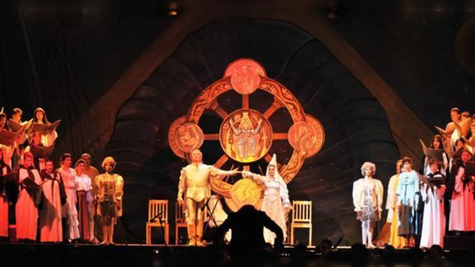 Carmina Burana, das bekannteste Werk von Carl Orff, ist in 2010 auch Open Air zu erleben.	 (Foto: VA)