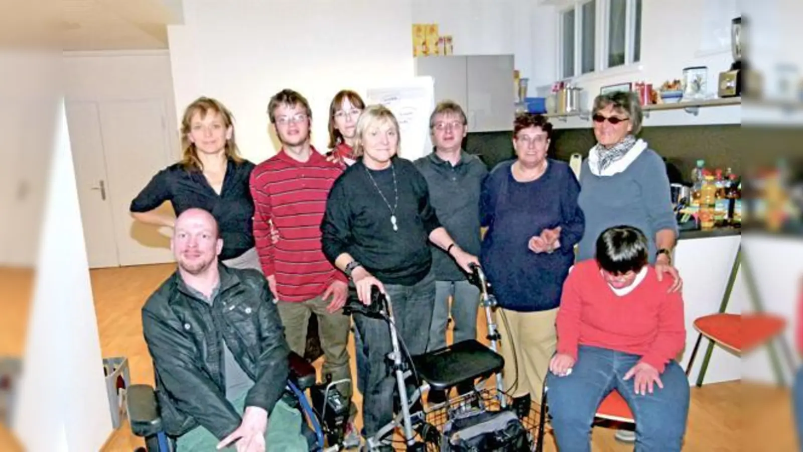 Unter der Leitung von Tanja Sachs (links) trifft sich einmal pro Woche der Donnerstagsclub. 	 (Foto: VA)