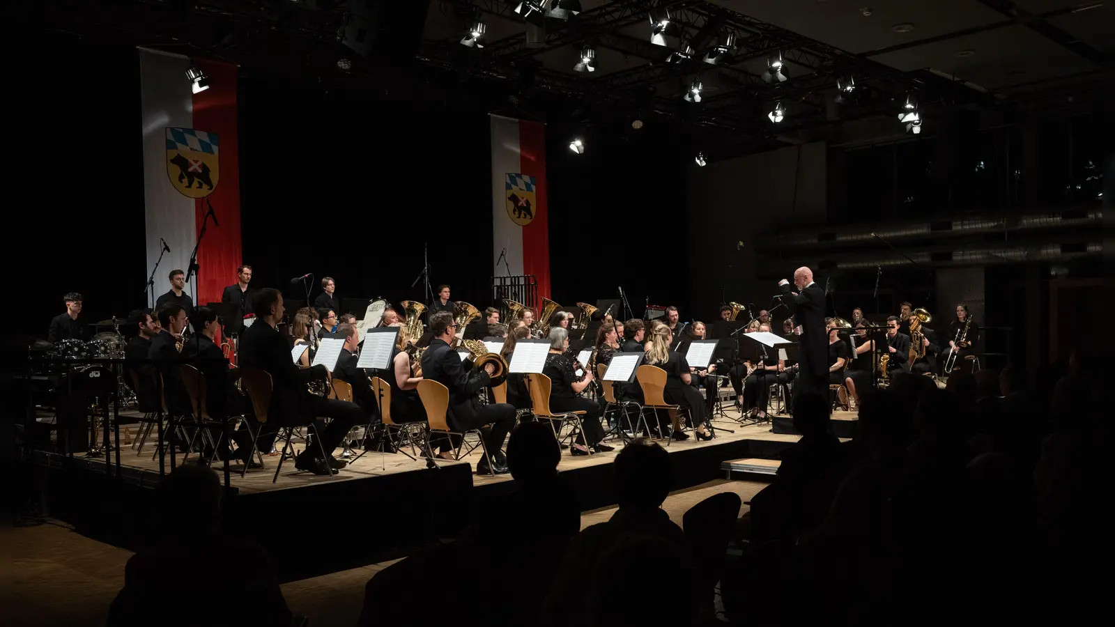 Das Jahreskonzert der Stadtkapelle. Am 17. Mai in der Luitpoldhalle. (Foto: 27eins.de Zipser)