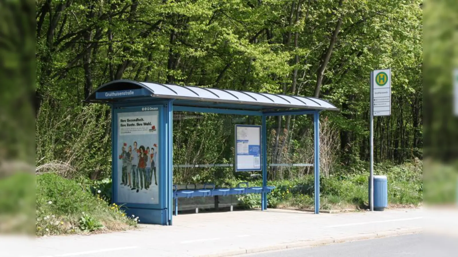 Buswartehäuschen an der Haltestelle Gruithuisenstraße. (Foto: sb)