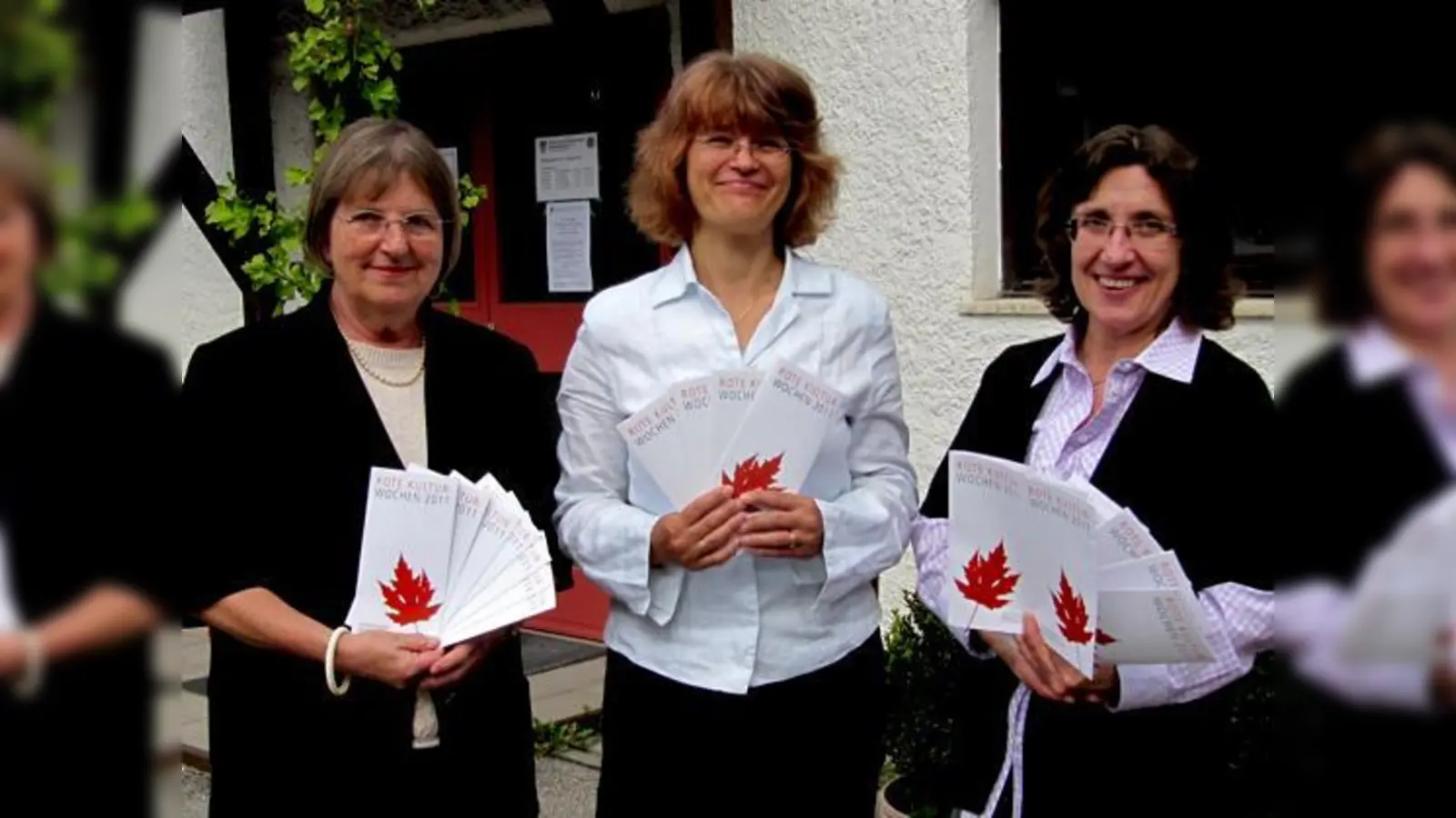 Freuen sich auf viele Besucher während der »Roten Kulturwochen« (v. l.) ­Waltraud Rensch, Ingrid Lenz-Aktas und Angelika Stöger.	 (Foto: hw)