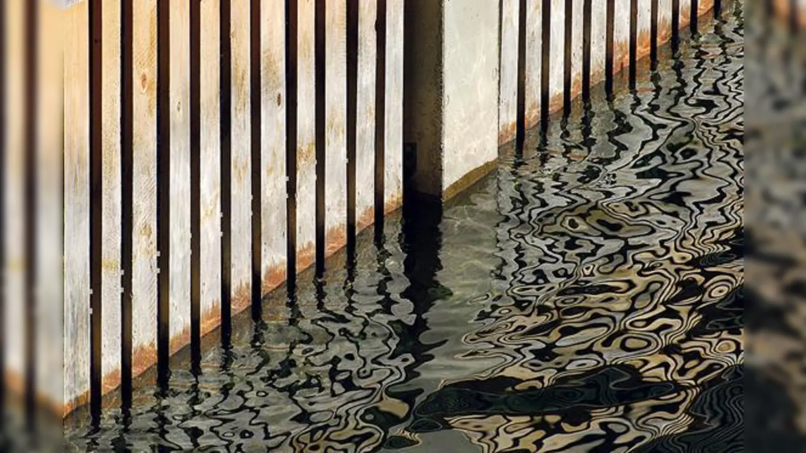 Die Fotografien Eleonore Peters hält Strukturen und Formen eines Augenblicks in Ihren Fotokunstwerken fest.	 (Foto: VA)