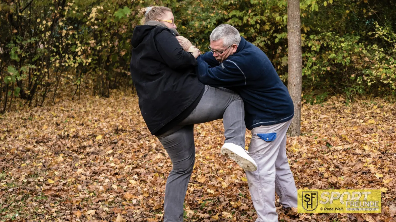 Erfahrene Trainer zeigen, wie sich Mädchen und Frauen im Notfall verteidigen können.  (Foto: Sportfreunde Harteck)