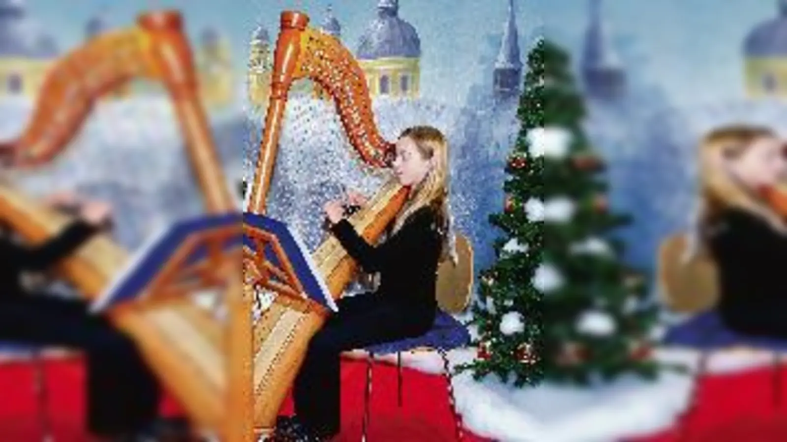 Am Donnerstag, 20. Dezember, erwartet die OEZ-Besucher von 17 bis 19 Uhr das weihnachtliche Harfentrio auf der Bühne im Untergeschoss.	  (Foto: VA)